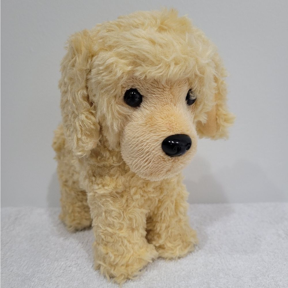 2014 Retired American Girl pet Honey the golden Retriever
